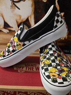 Vans Classic Slip-on Shoes Poppy Floral PLATFROM VN0A5KXIBML1 Women's Sz 10 NEW
